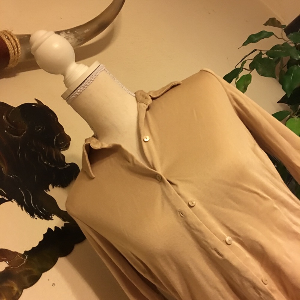 Hillard & Hanson gold silk button front shirt XS